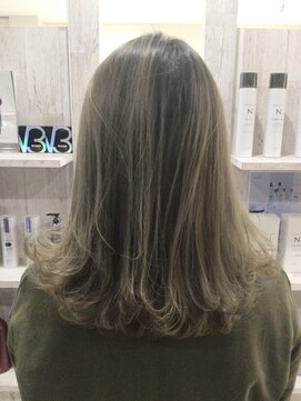 クリーム(CREAM) シャドールーツ