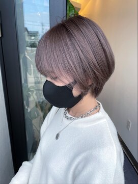 フェーディン(fa/din) ペールグレージュ×ショートボブ