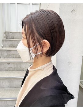 ユノ(juno) 大人のナチュラルおしゃれショート！極細ハイライトカラー