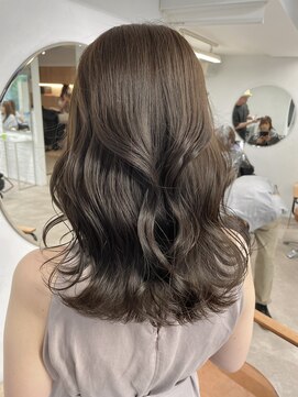 ムク 新宿(muc) ヌードグレージュ×レイヤーロングヘア