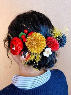 ヘアーボー ラーラ(hairbeau L'ala) ルーズアップヘア