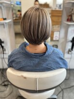 トゥエンティーフォー(24)&nbsp;ショートボブ☆シャドールーツ