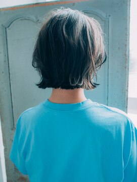 アンディアーモ ロッコ(andiamo) 透明感外ハネボブ