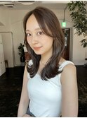 20代30代大人可愛いクビレイヤーミディアムロング