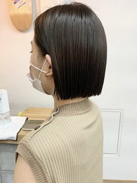 キューズ クラブ(cuz KLUB) 【cuzKLUB】タイトボブ×ダークオリーブ*池袋