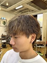 レボルトヘアー(R EVOLUT hair) シャドウパーマ/ニュアンスパーマ/韓国ヘア/ツーブロック/柏