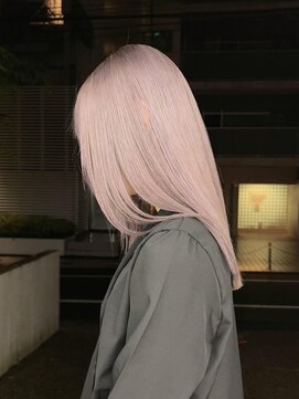 エル 北千住(elu) ラベンダーカラーミストバングエアリーミディ