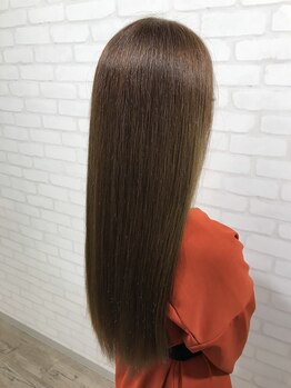 ルシェルシュ 池袋(RecheRche)の写真/雨の日もうねらない、さらツヤストレートに♪髪質に合わせたヘアケアをご提案します！[池袋][池袋西口]