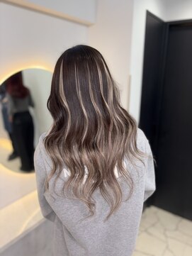 ラピス 福岡天神店(Lapis) 地毛ノーダメージバレイヤージュ風