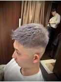 シルバーカラー　スキンフェード　メンズショート　池袋