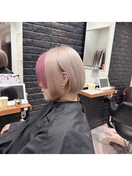 ホーミーキョウト(Homey Kyoto) 透明感◎ホワイトピンクボブ＋濃ピンク前髪