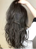 ファムバイアヴァンス(Femme by AVANCE.)&nbsp;ハイライトカラーシアーグレージュウェーブ