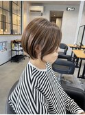 かき上げショートボブ