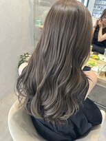 シロ 鯖江店(shiro) オリーブベージュ/ミルクティベージュ/レイヤーカット/髪質改善