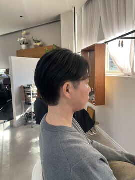 メンズセンターパート