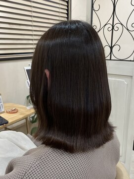 ニュートラルブラウン 