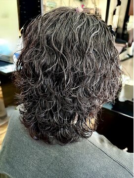 スウェル 稲毛店(Swell) ミディアム波巻きウルフ[稲毛/メンズ/メンズパーマ]