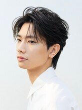 レガシー(REGASEA)&nbsp;朝を楽にする◎フェザーショート フェザーパーマ メンズパーマ