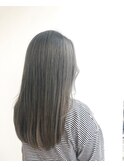 アッシュグレージュ