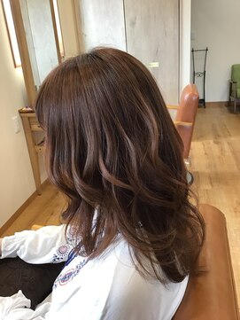 サリーレ ヘアサロン(Salire hair salon) ピンク＋カット