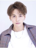 刈り上げ前下がりコンマアップバングマッシュ