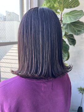 ティティ(TiTi) 20代30代ヴェールカラー×ツヤ感セミロング[TiTi_福田りの]