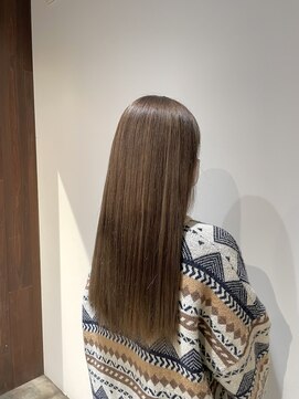 アルレン(Allen) くすみベージュ ブリーチカラー 宇都宮