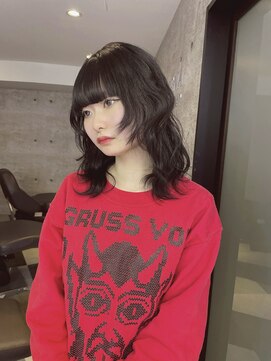 ジーナ 名駅(XENA.) 《XENA/YURI30》透明感ブラック/顔周りレイヤー/ケアカラー