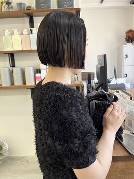 ソソ(soso) 【soso 伊勢田】ミニボブ/ストレートパーマ/横浜