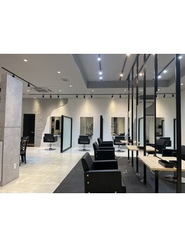 上質な空間で、あなたのなりたいスタイルを全力サポート！リラックスできるひとときをお過ごしください♪