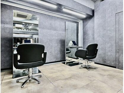 シンシア ドゥエ 新宿(CYNTHIA DUE)の写真