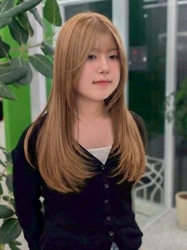 エニフォーイーストハム(Eni for eastham) 透明感イエローベージュ/レイヤーカット/顔まわりカット