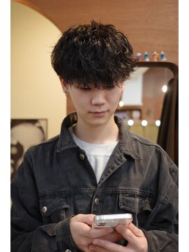 エディ(Edy) メンズマッシュ波巻きスパイラルパーマケアパーマ眉毛カット岡山