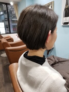 ルークス 中央林間(LOOOKS) 耳かけ大人ボブ