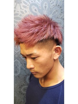 バルビエーレ アーディ(Barbier Adi) ハイトーンカラー ツーブロック