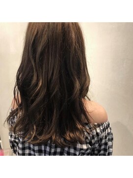 アイラス(I'LAS) 【FIPPCE】愛されヌーディーカラー