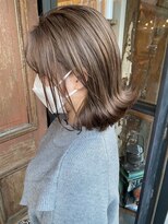 コキャン(COQUIN)&nbsp;まろベージュ　ベージュ　切りっぱなしボブ　ボブ　外ハネ