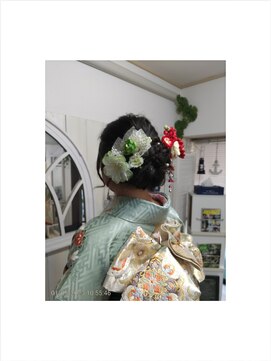 美容室 マハロ(MAHALO) ＊。.:*:'°☆