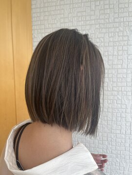 シロ(shiro.) ハイライトカラー