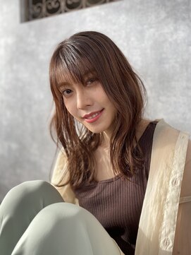 リリー(Re.ly) フォト