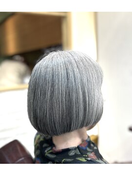 ヘアー グリーン(hair green) グレイショート