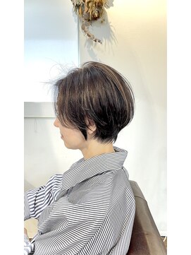 カルネ(Karne) シュッとショート