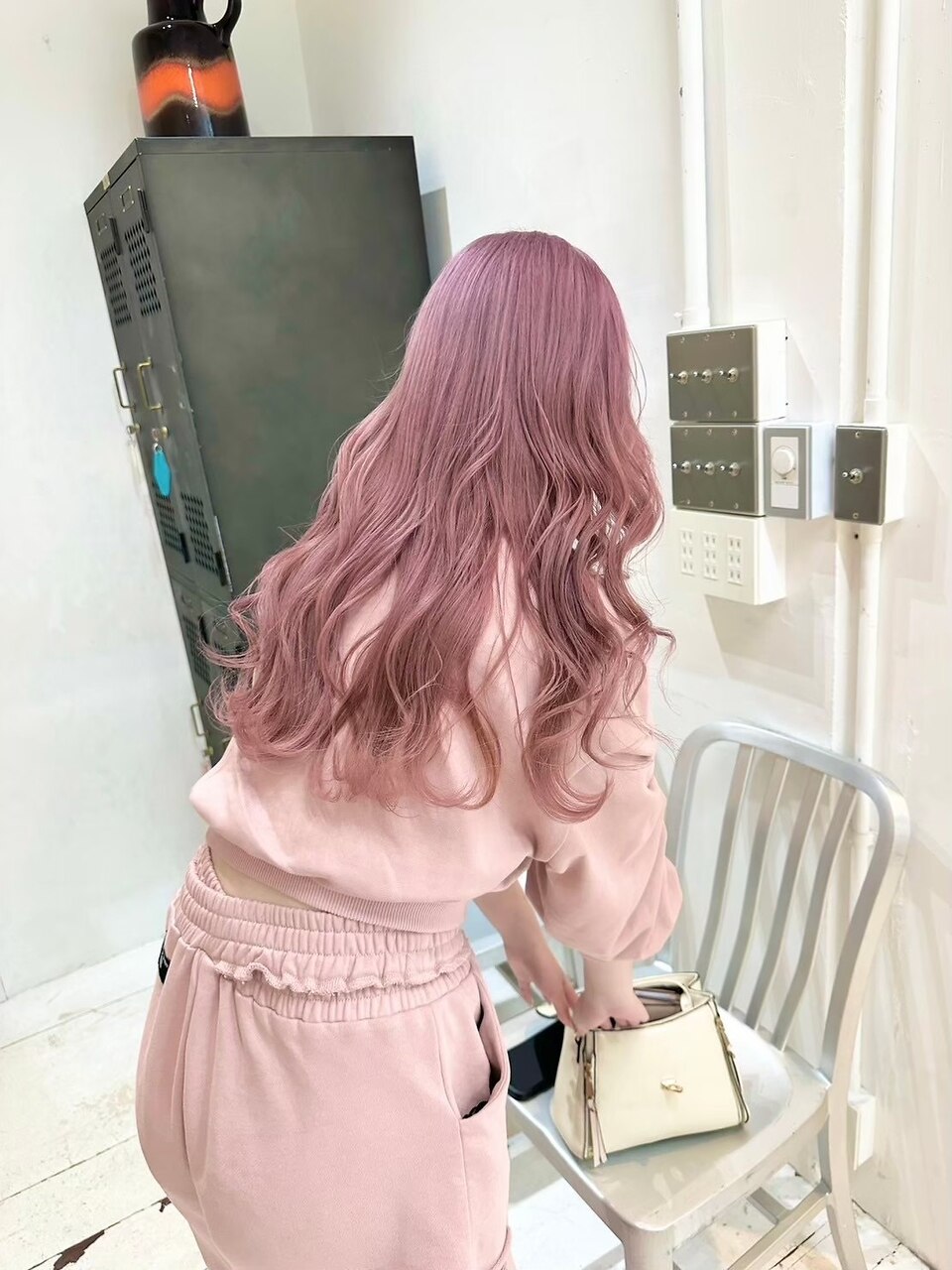 2026年冬】ミルクティーピンクの髪型・ヘアアレンジ｜人気順