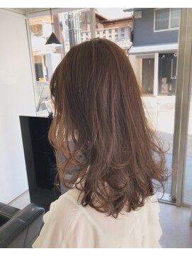 オラ ボーテ(Aura Beaute) まろやか肌馴染みベージュ