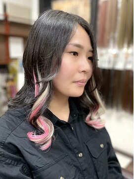 メルシー 大阪梅田店 ホワイト×ピンクのイヤリング♪