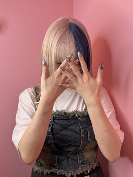 ダズリングディア(Dazzling Deer) ホワイト／大人ボブ／デザインカラー