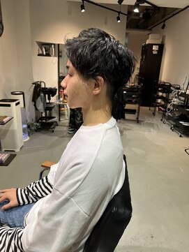 イズ(iss) ツイストスパイラルパーマ