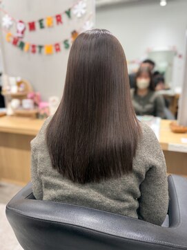 アヴァンス 京橋店(AVANCE) 黒髪/クラゲヘアー/オリーブグレー/小顔/ココアベージュ/京橋