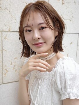 シア(sia) レイヤーボブエアリーボブウェーブボブワンカールレイヤー心斎橋