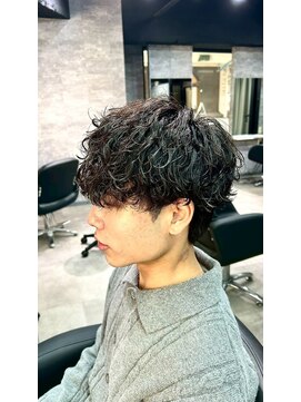 アノ(Ano.) 大分シャドウパーマメンズマッシュ波巻きパーマツイストパーマ